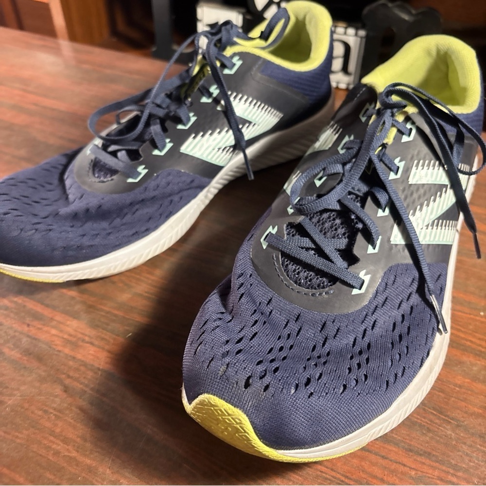 New Balance Men's Athletic Shoes in Navy and Lime - Picture 5 of 11